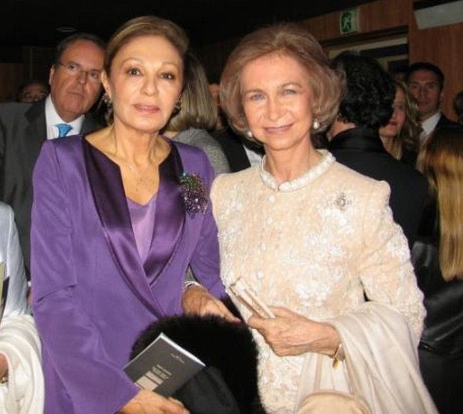 Picture of Farah Pahlavi