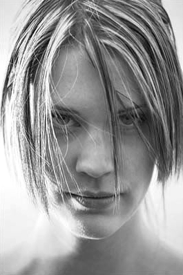 Picture of Lauren Lee Smith