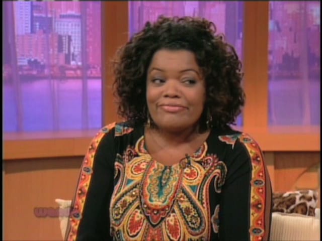 Picture of Yvette Nicole Brown