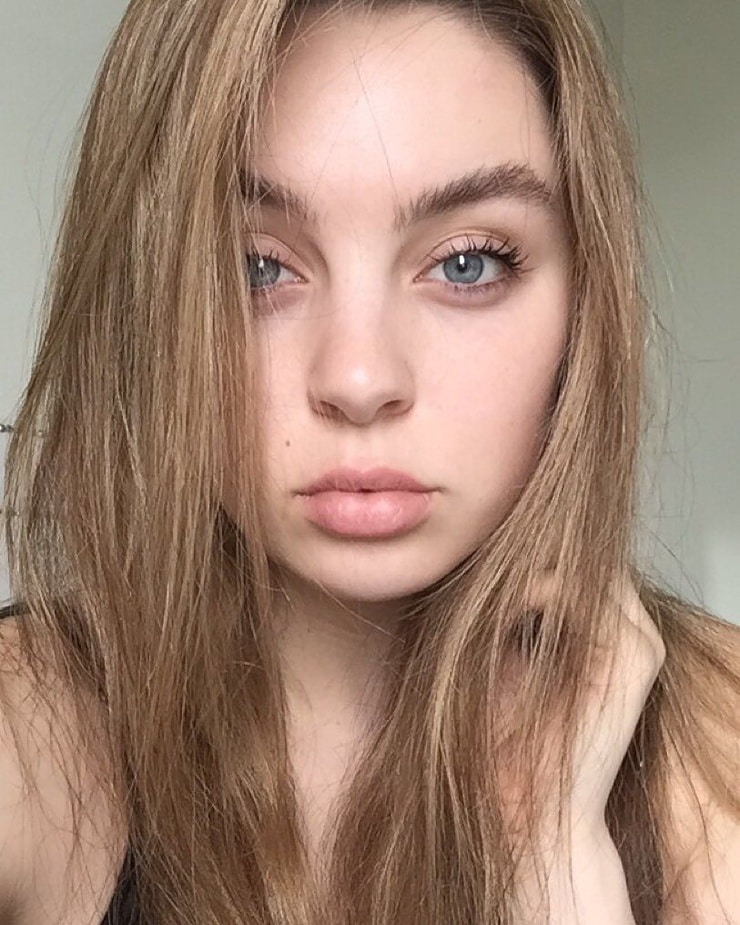 Picture of Alexa Losey