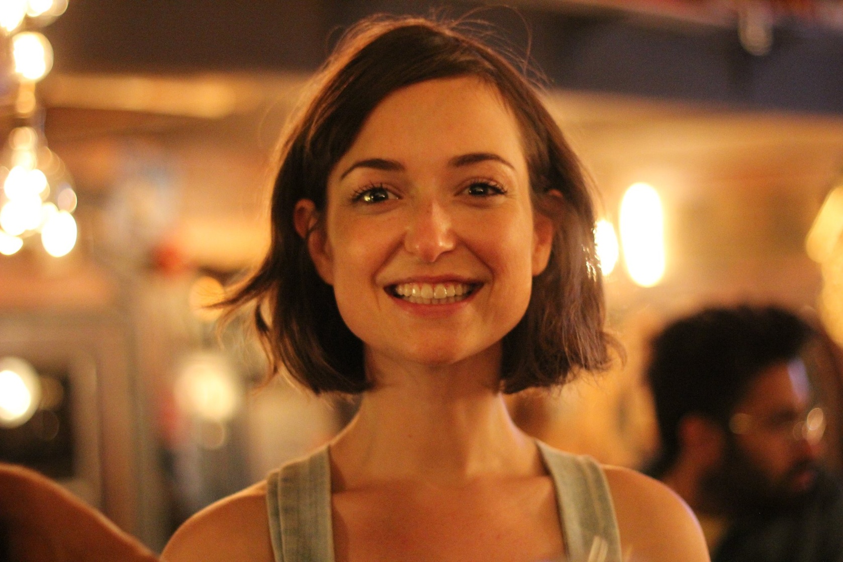 Milana Vayntrub Milana Vayntrub