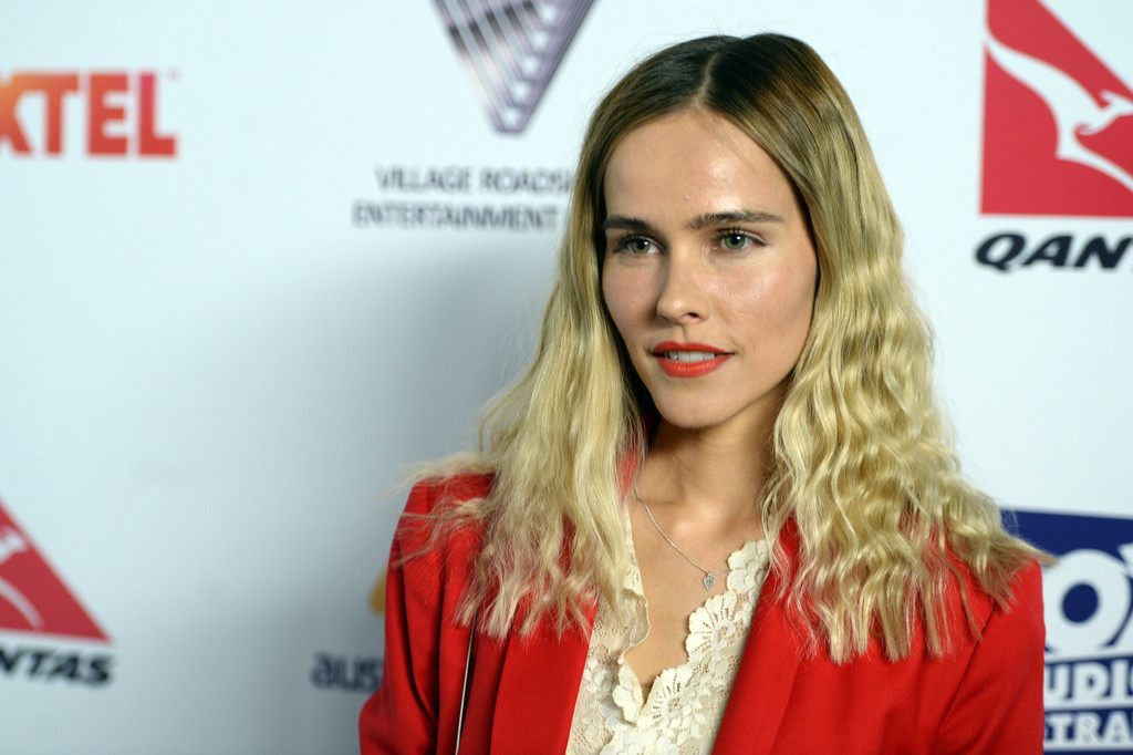 Isabel Lucas Isabel Lucas