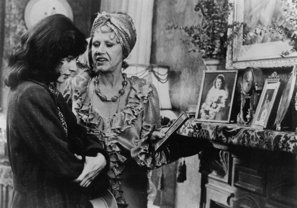 Cannery Row                                  (1982)