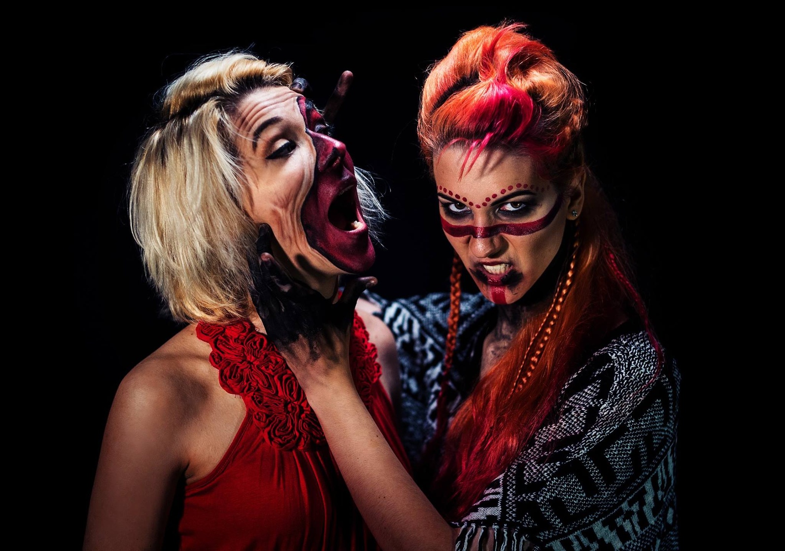 MonaLisa Twins