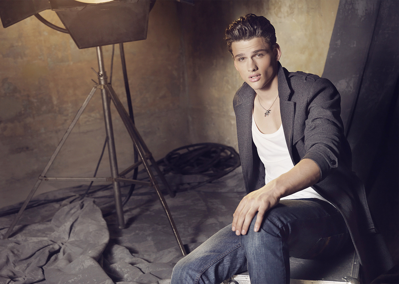 Simon Nessman Simon Nessman