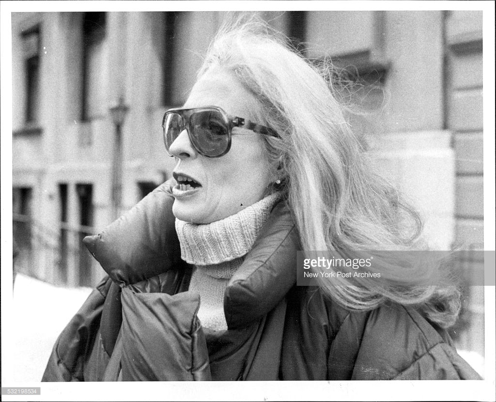 Carrie Nye Carrie Nye
