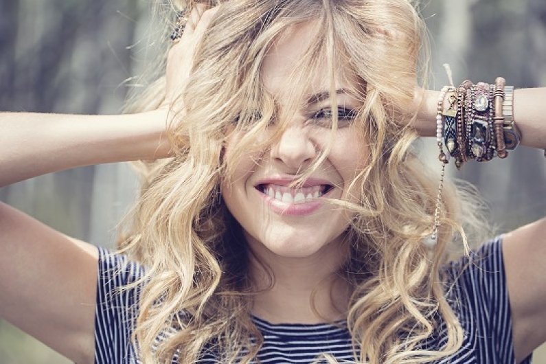 MacKenzie Porter