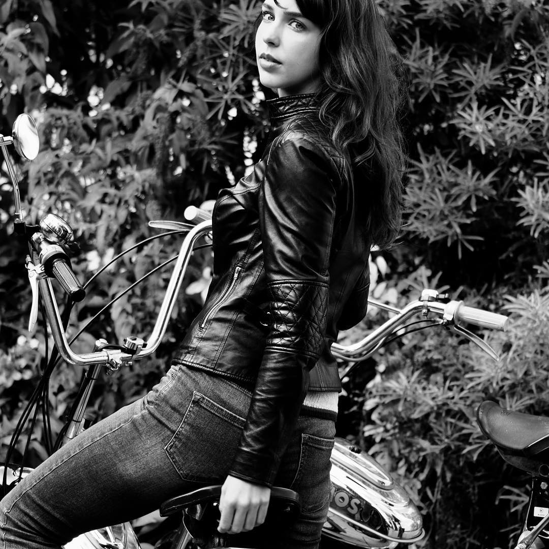 Stefanie Joosten Wallpaper