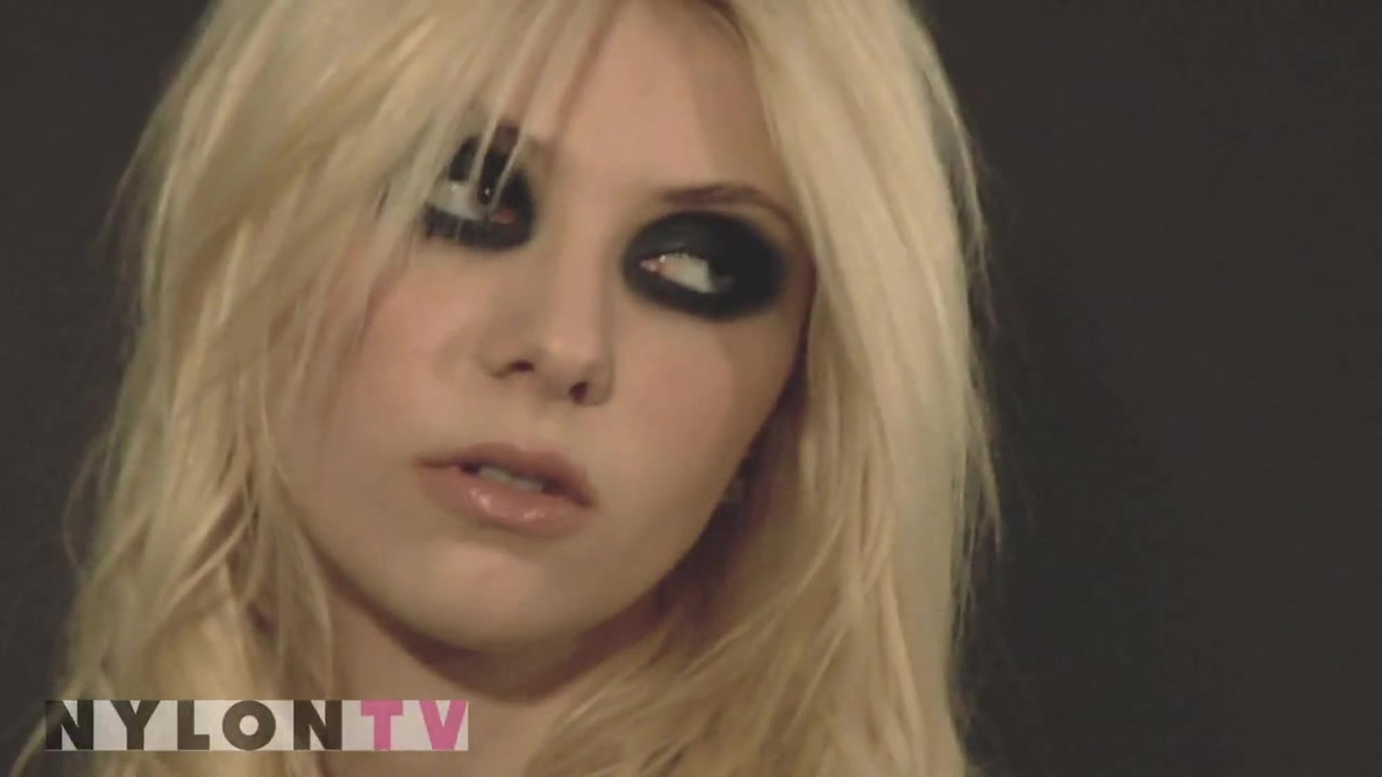 Picture of Taylor Momsen