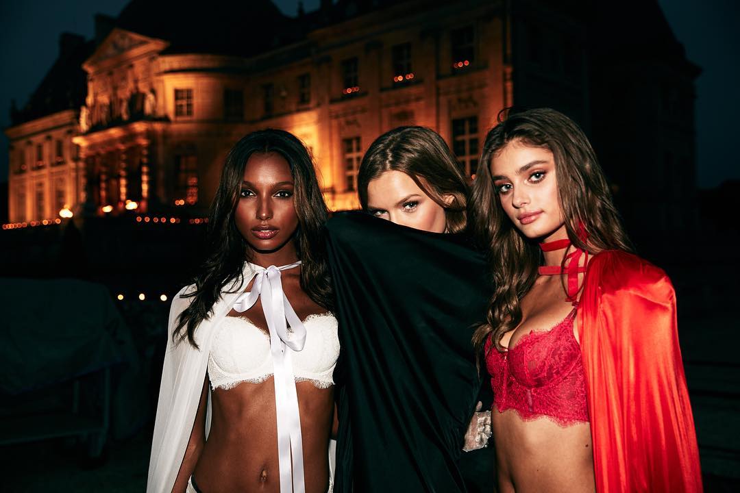 Josephine Skriver Josephine Skriver