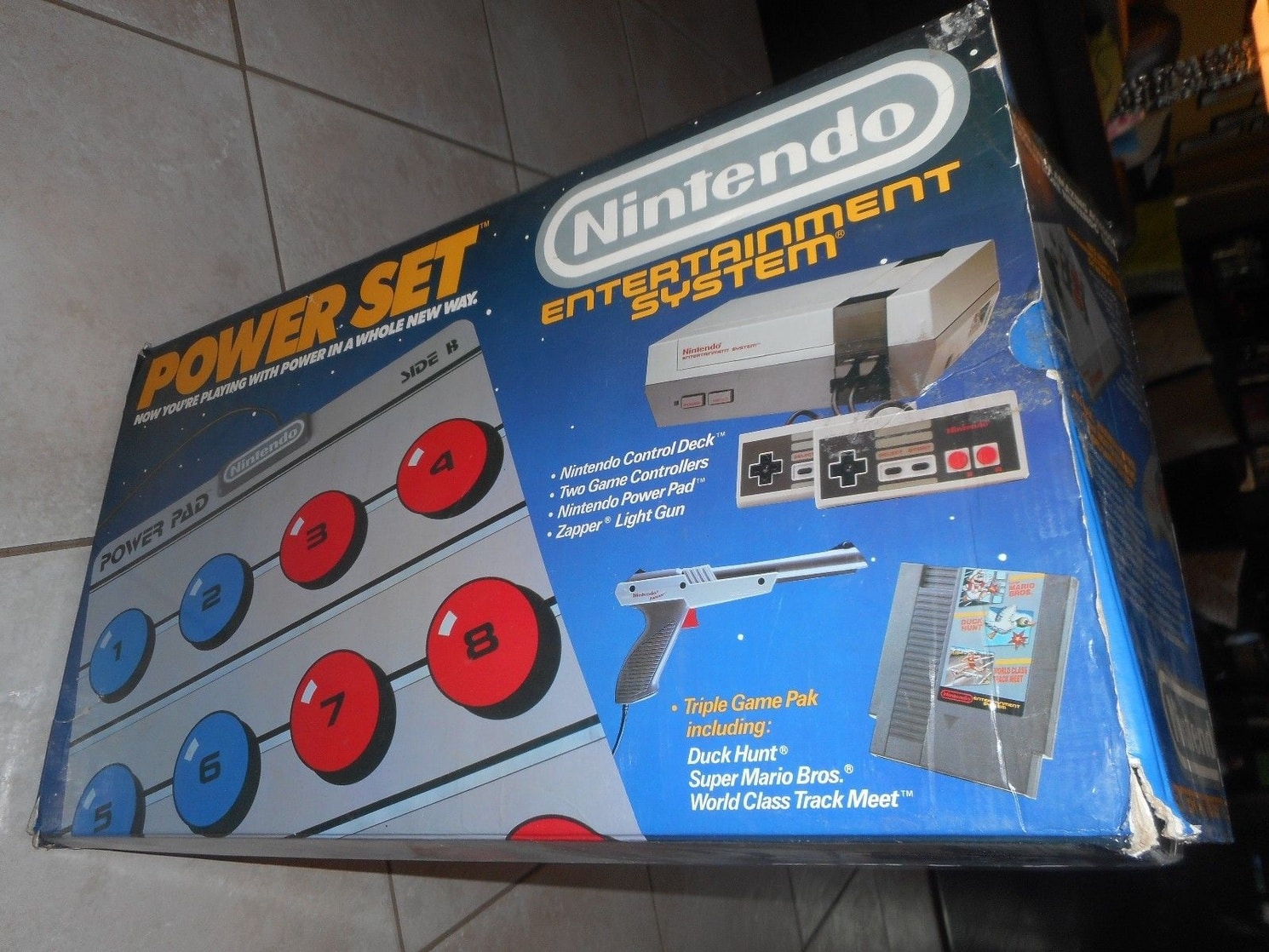 Picture of Nintendo Entertainment System (NES)