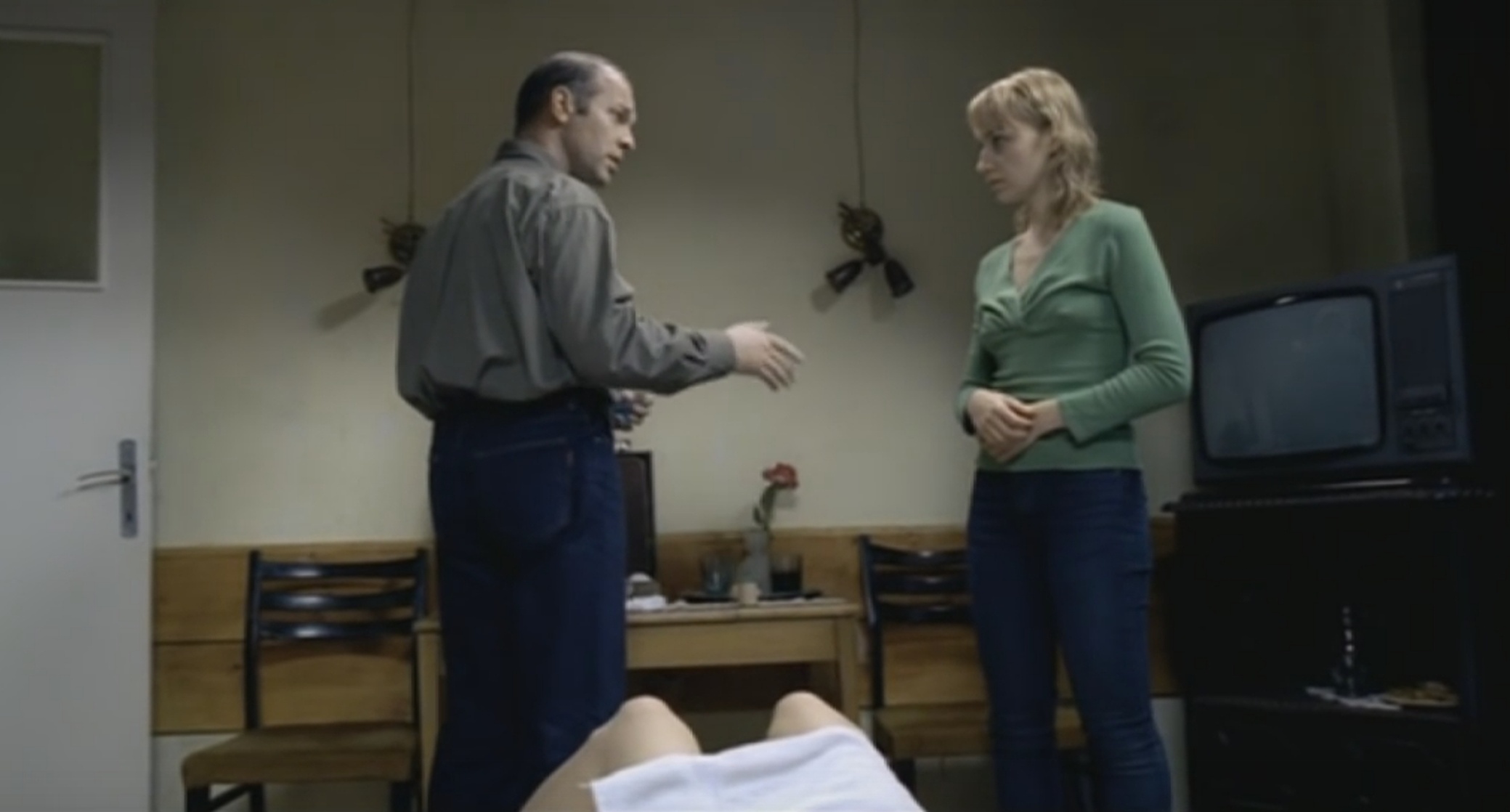 4 Months, 3 Weeks and 2 Days (2007) 4 Months, 3 Weeks and 2 Days (2007)