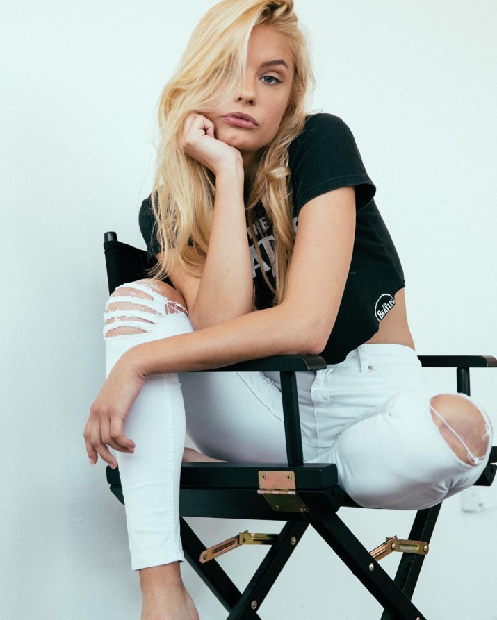 Picture of Holly Horne represented by Bella Management