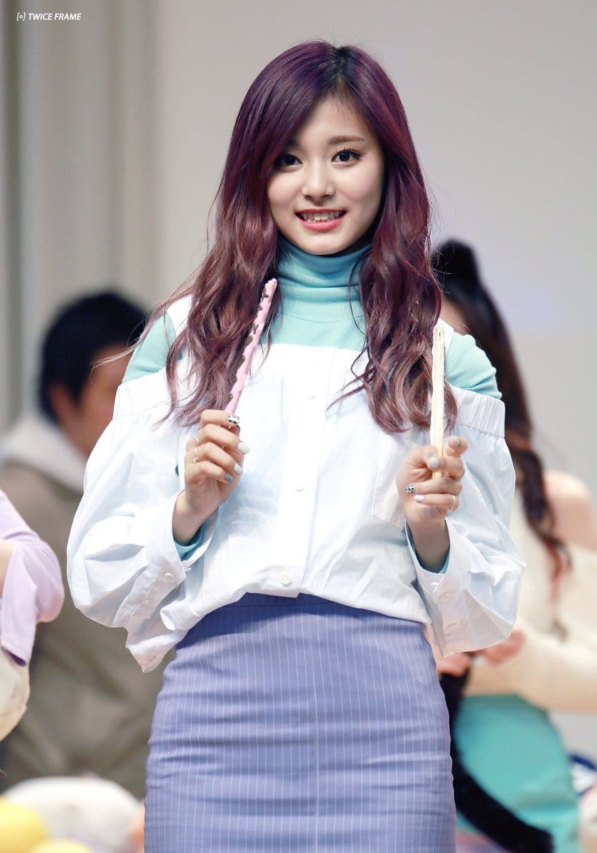 Picture of Chou Tzu-yu (Tzuyu)