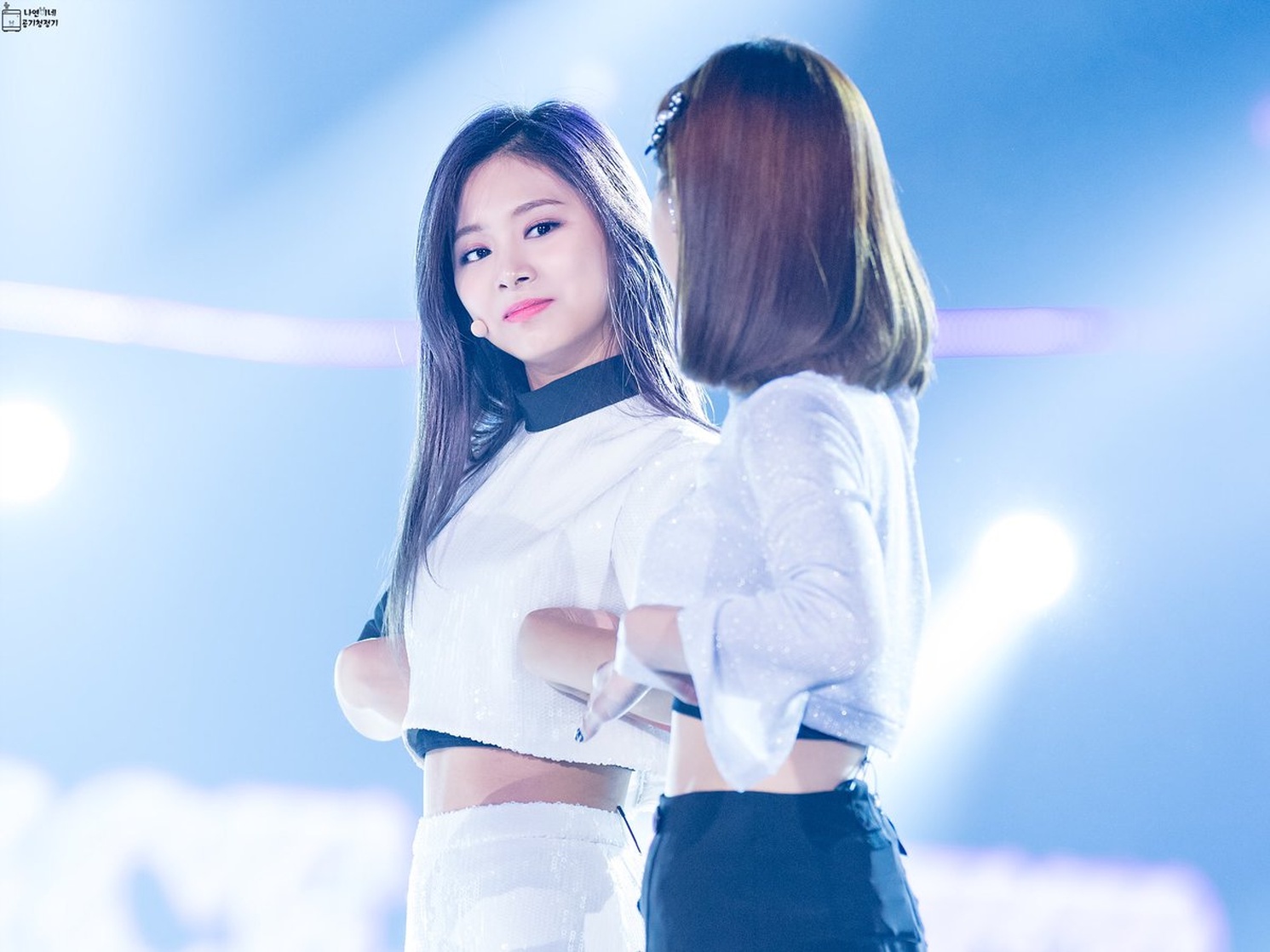 Chou Tzu-yu (Tzuyu) Chou Tzu-yu (Tzuyu)