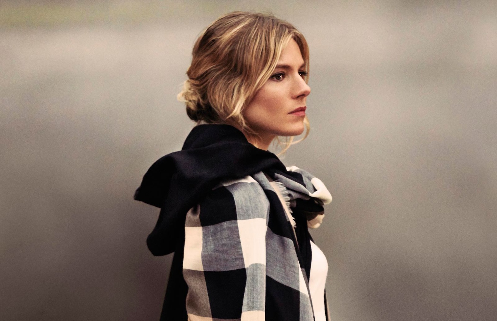 The Tale of Thomas Burberry (2016)