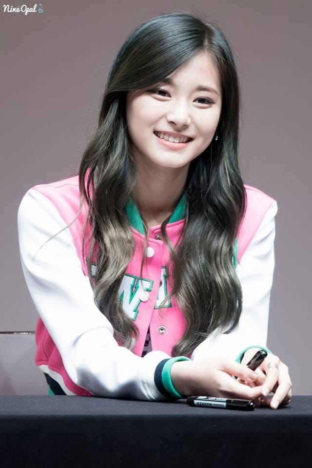 Chou Tzu-yu (Tzuyu)