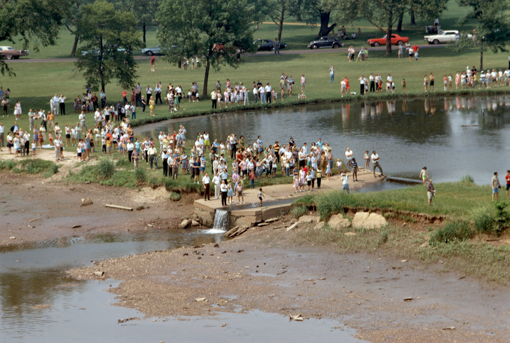 One Thousand Pictures: RFK's Last Journey