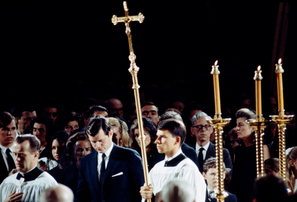 One Thousand Pictures: RFK's Last Journey One Thousand Pictures: RFK's Last Journey