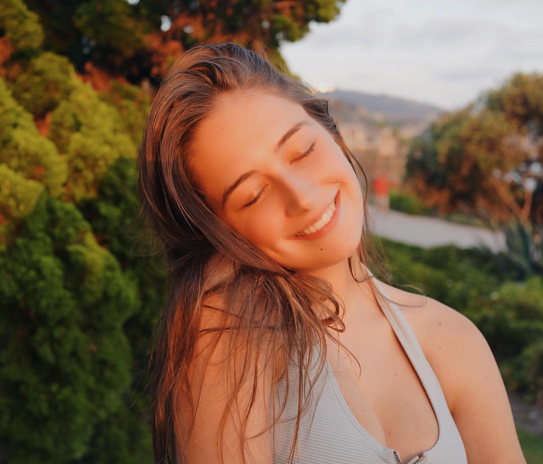Elsie Hewitt Elsie Hewitt