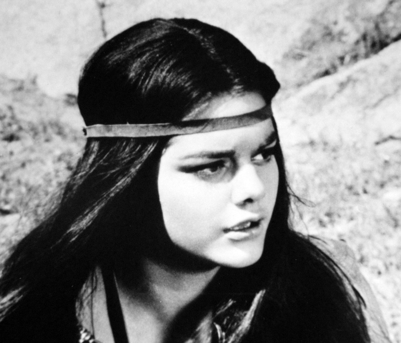 Tina Aumont