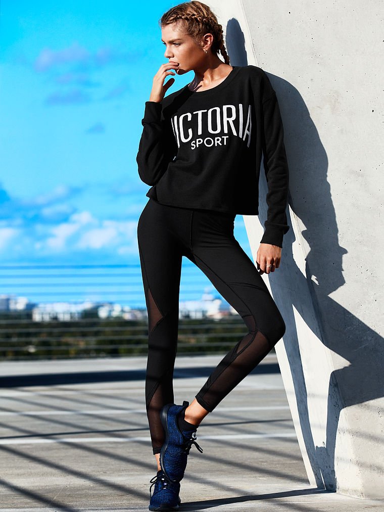 stella maxwell sport