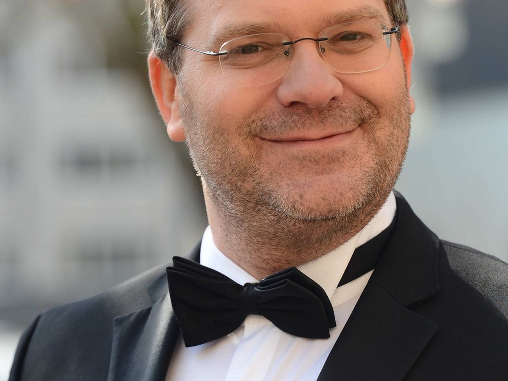 Elton Elton