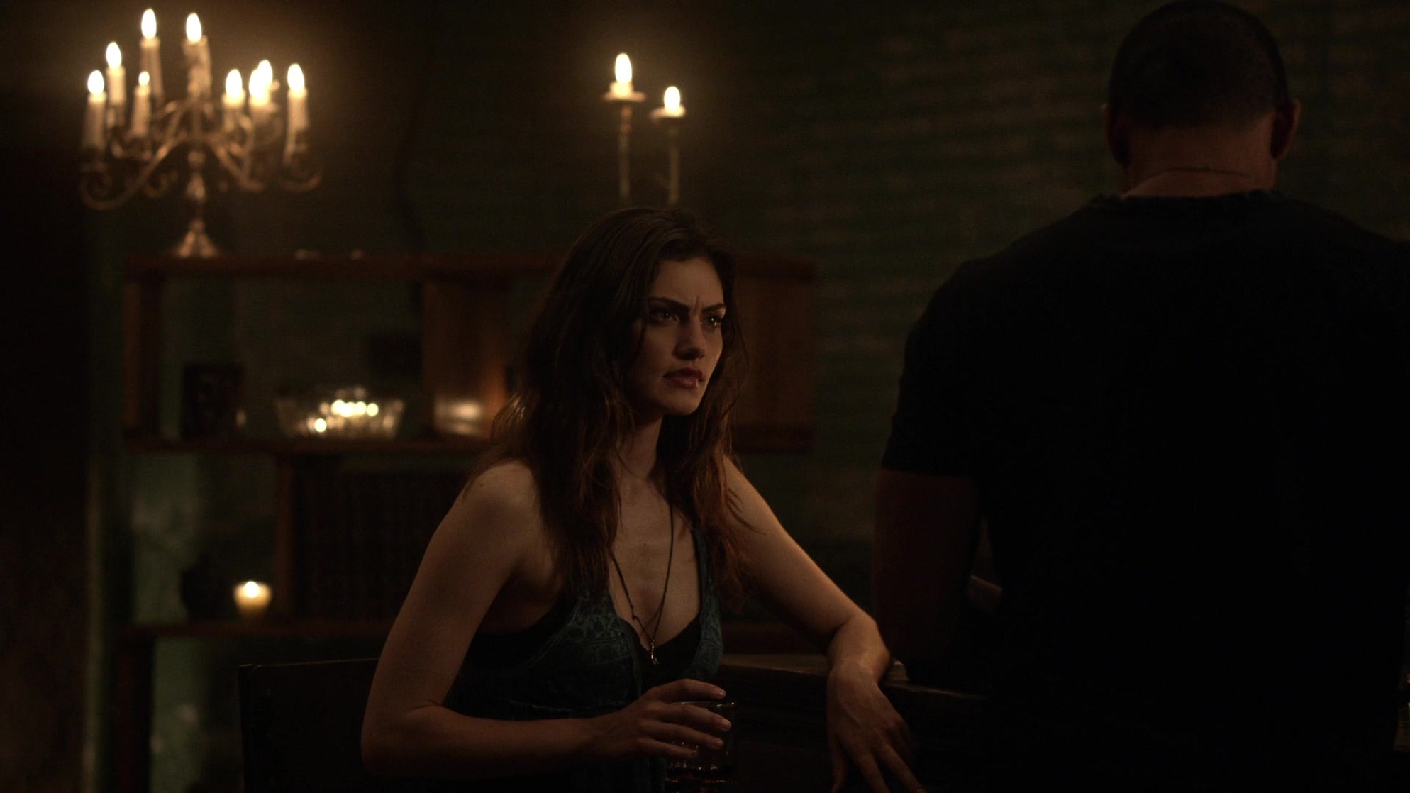 Phoebe Tonkin