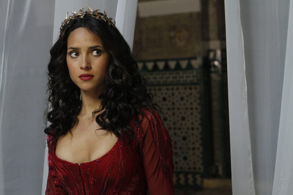 Adria Arjona Adria Arjona