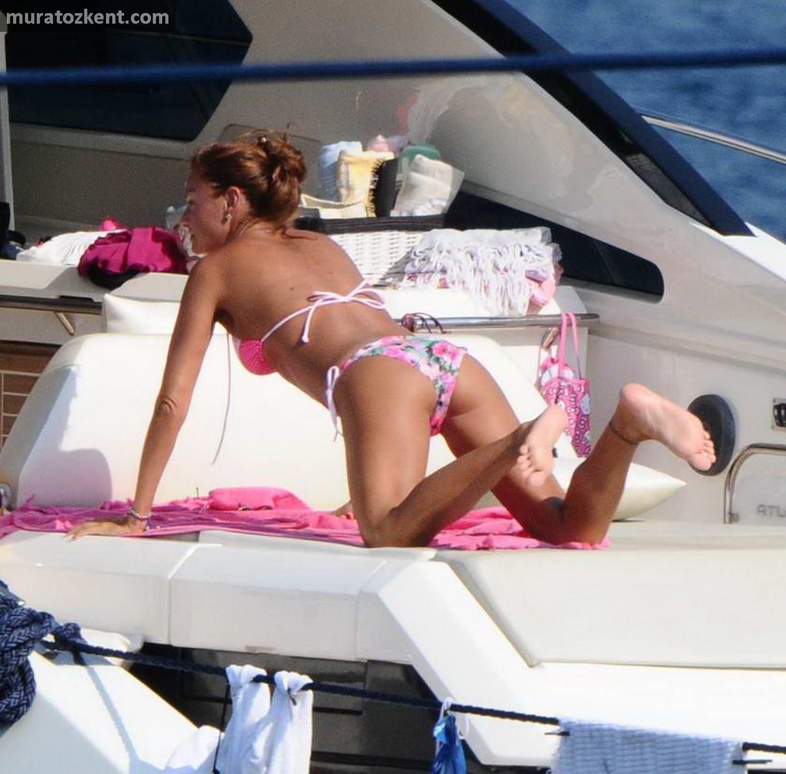 Pınar altuğ 2243501 - uludağ sözlük galeri