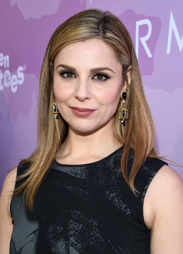 Picture of Cara Buono