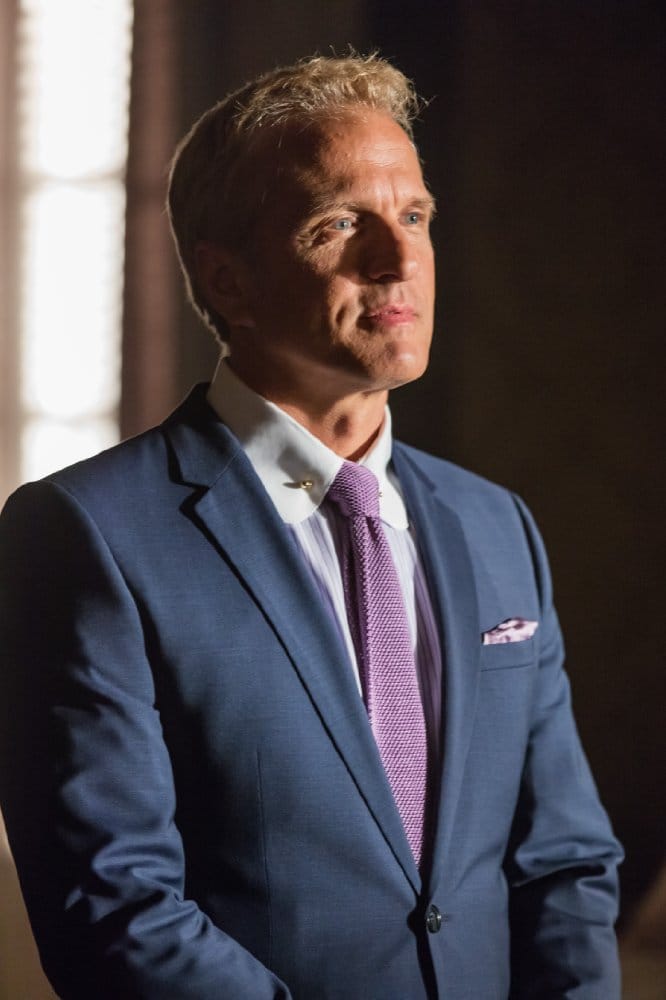 Next photo of Patrick Fabian