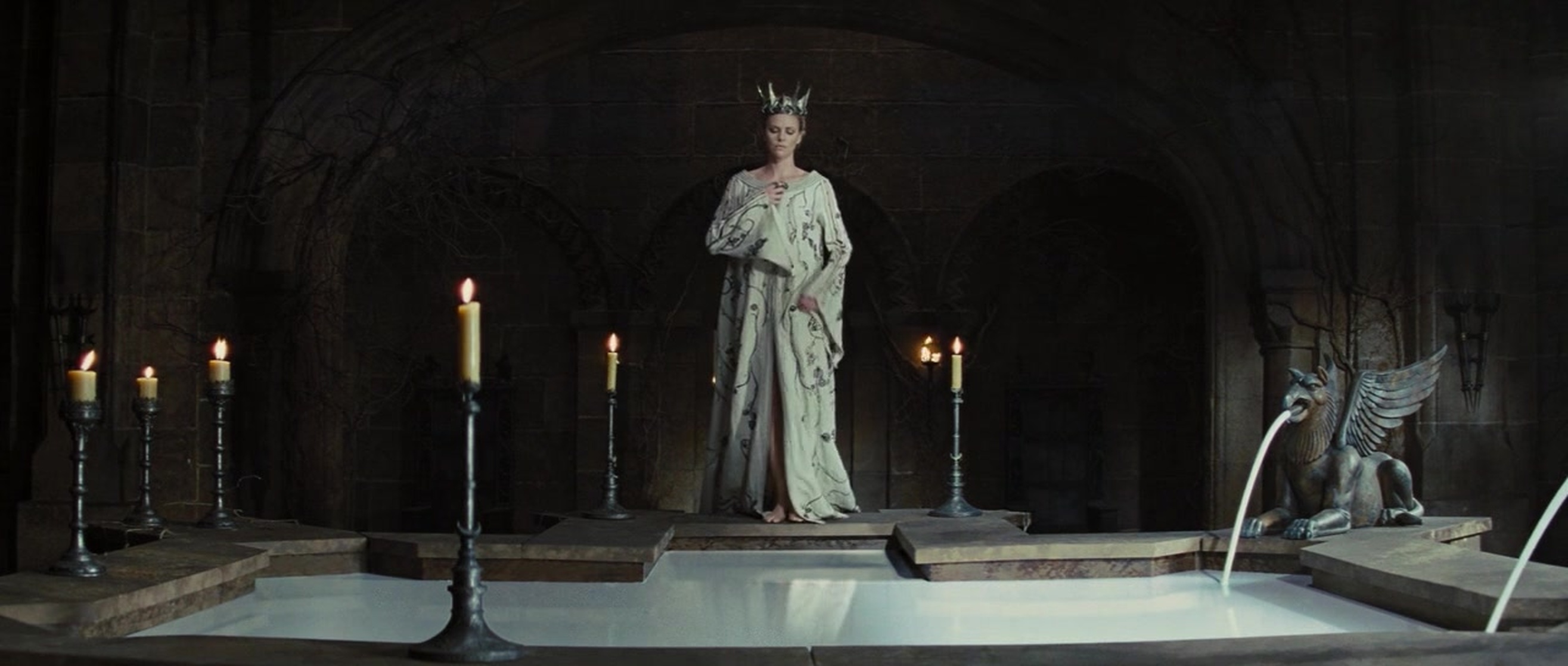Queen Ravenna