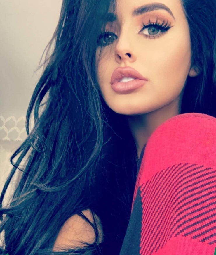 Abigail Ratchford picture