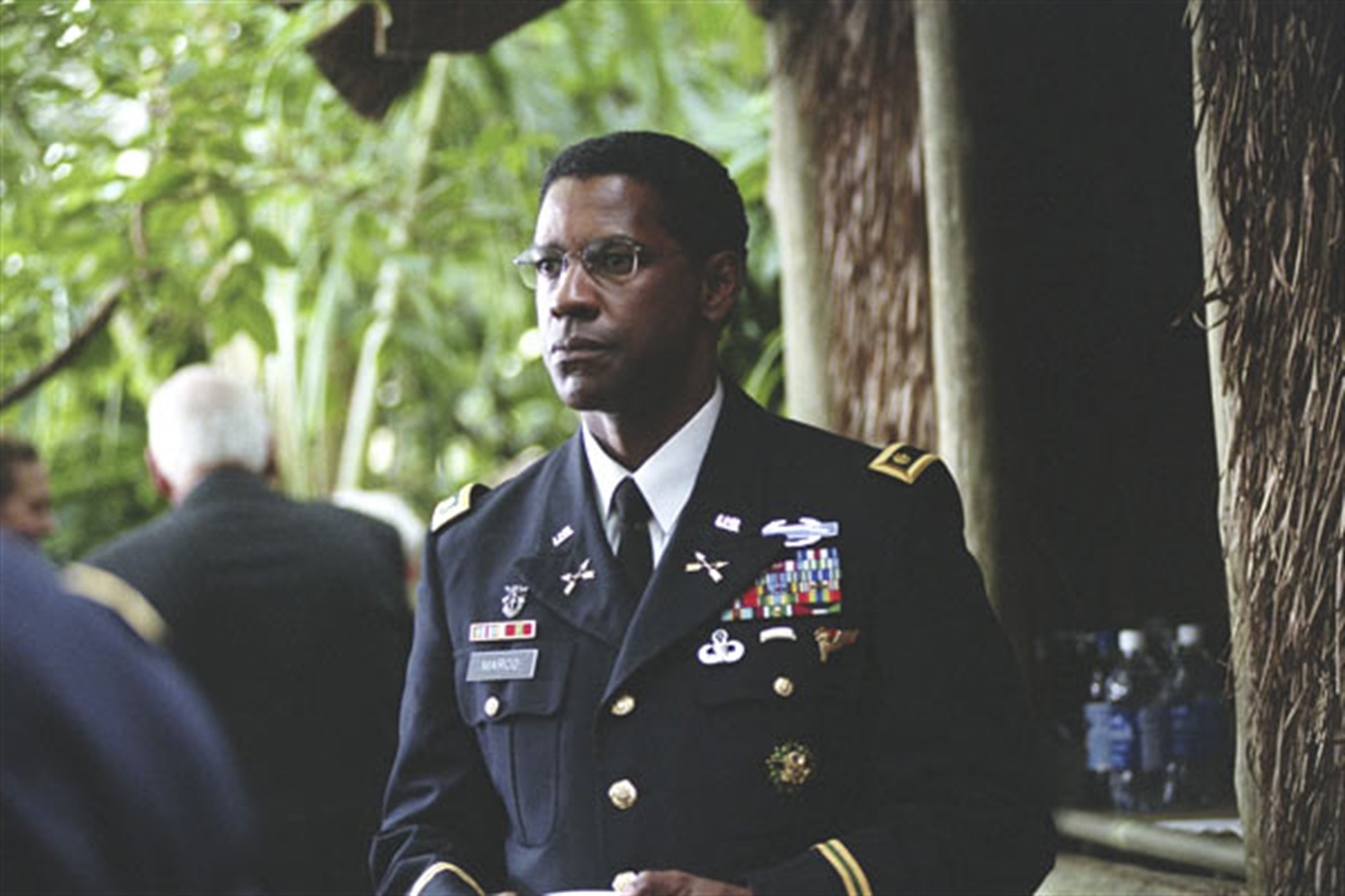 The Manchurian Candidate (2004) The Manchurian Candidate (2004)