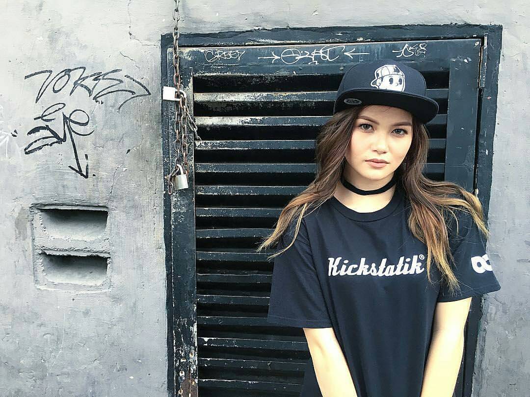 Elisse Joson Elisse Joson