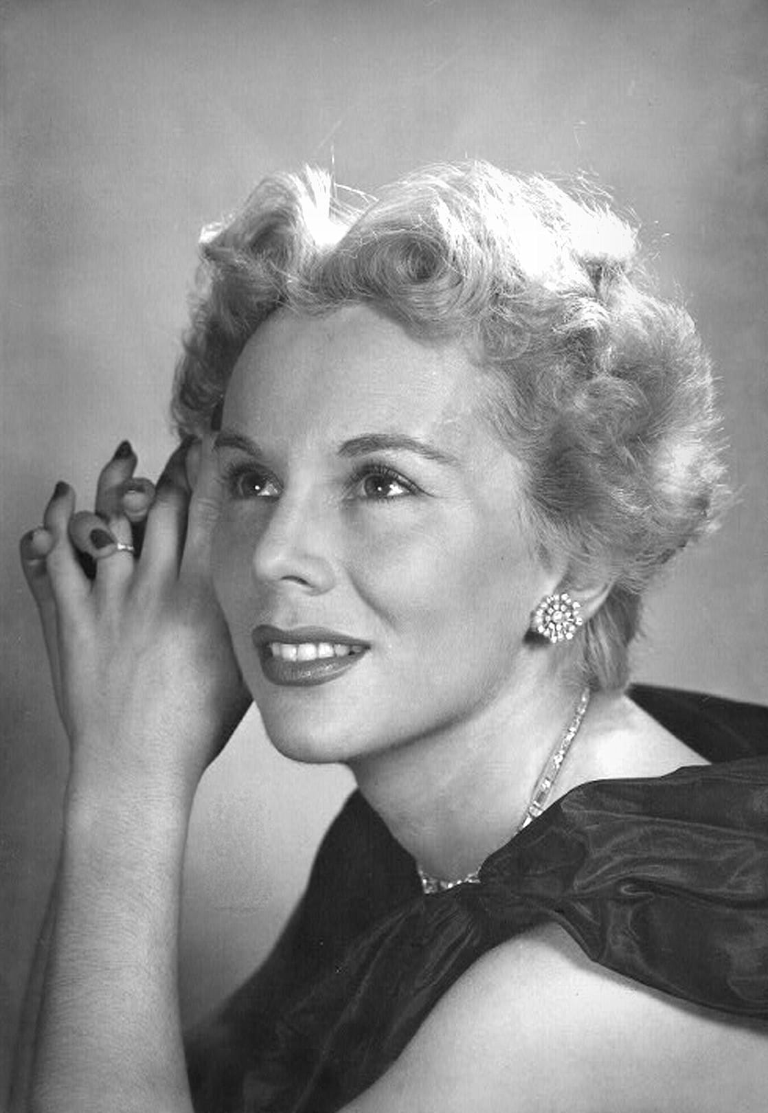 Eva Gabor.