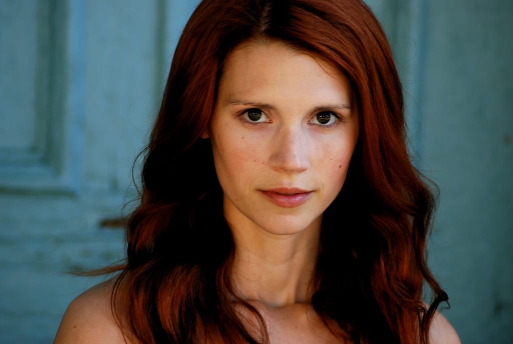 Julie McNiven Julie McNiven