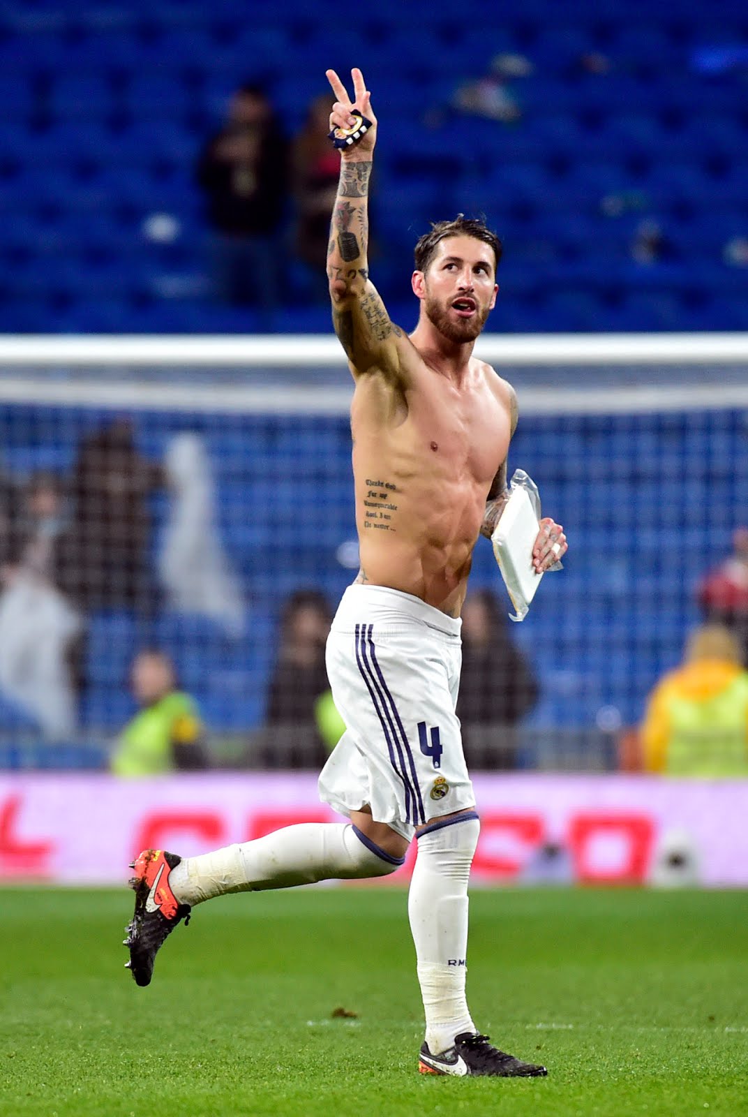 sergio ramos shirtless 2022