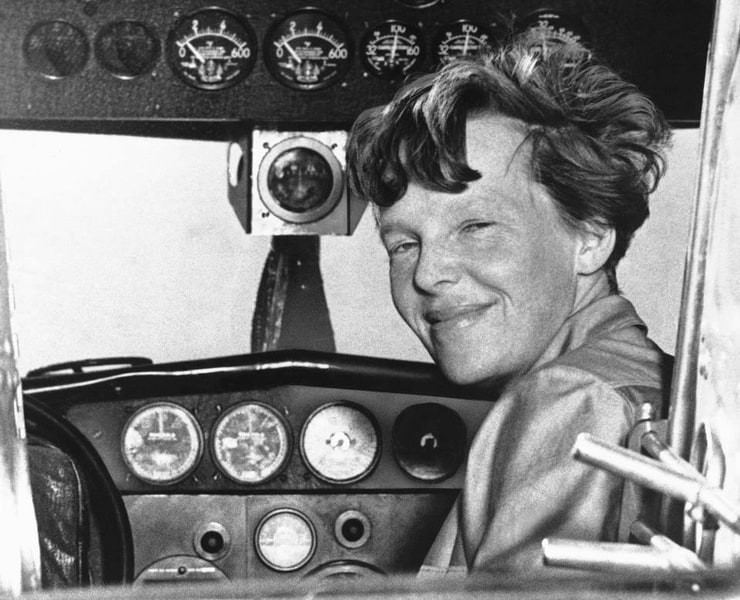 Amelia Earhart picture