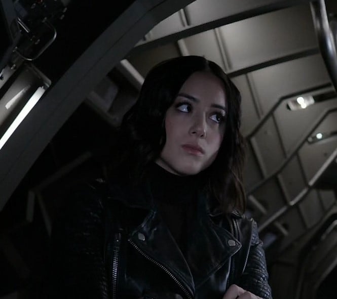 Chloe Bennet image