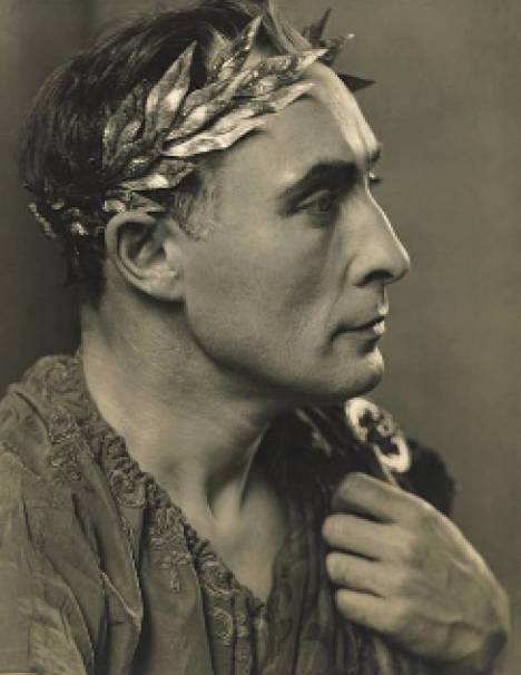 Lionel Atwill Image