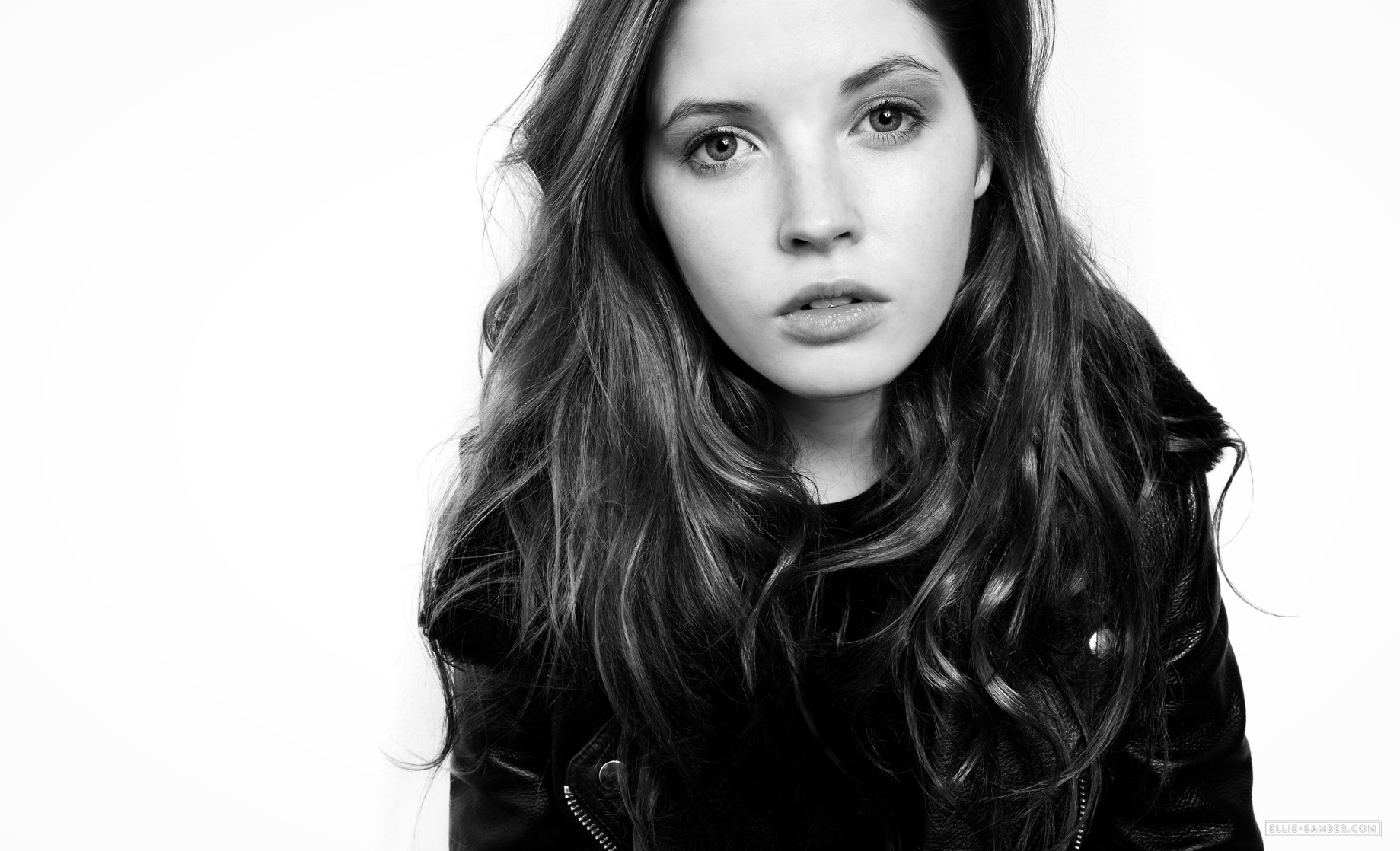 Ellie Bamber Ellie Bamber