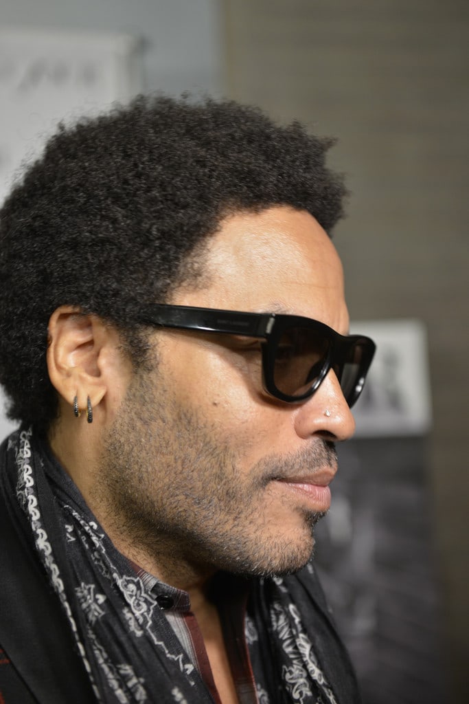 Ленни кравиц последний клип. Ленни Кравиц. Музыканты Ленни Кравица. Lenny Kravitz 2024. Ленни Кравиц Возраст.