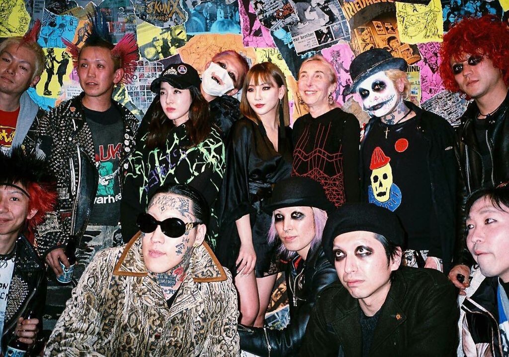 2NE1