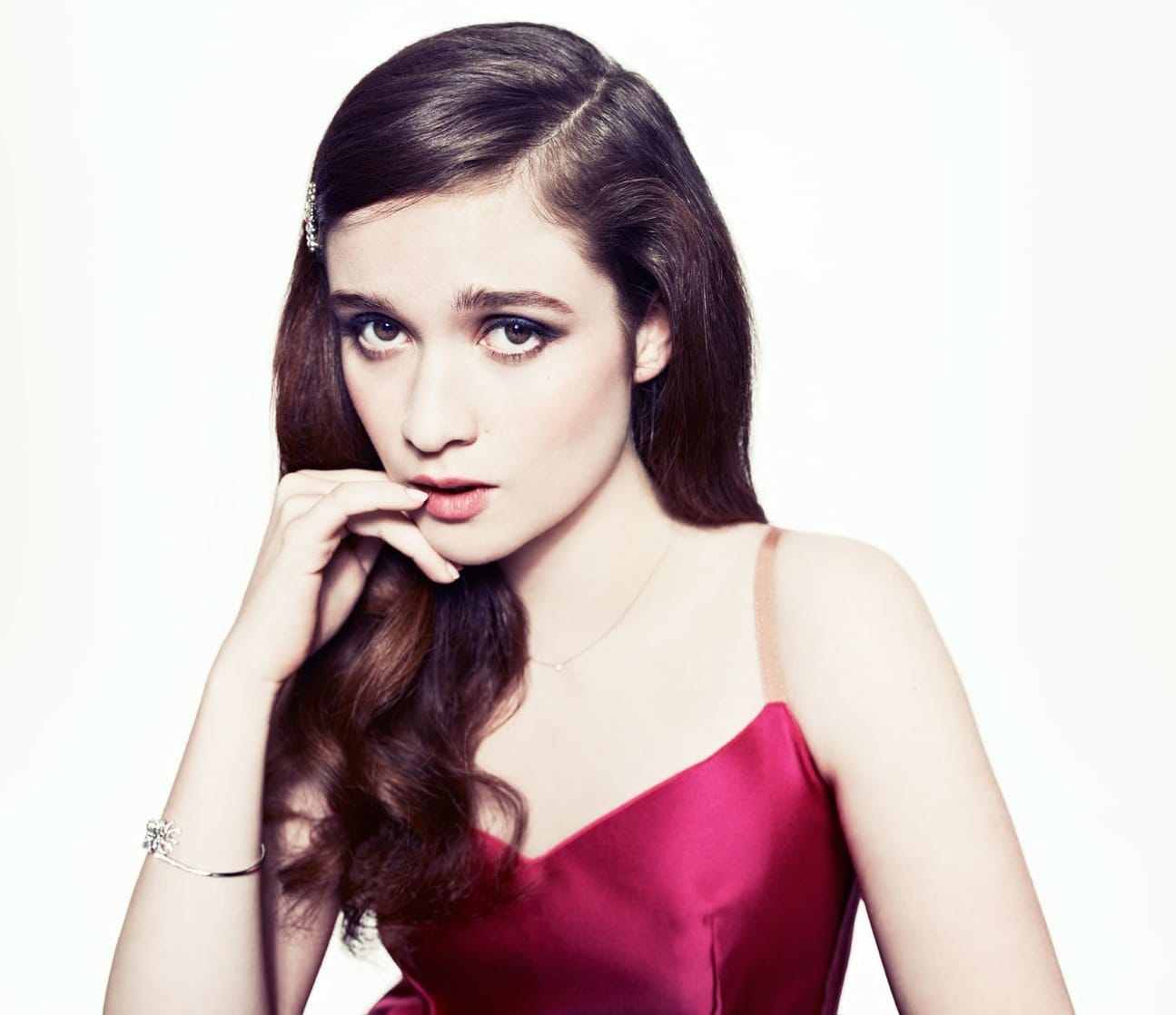 Alice Englert Picture