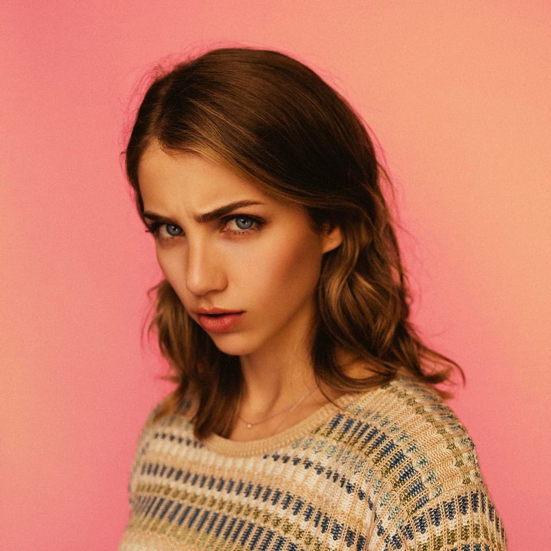 Picture of Emily Rudd