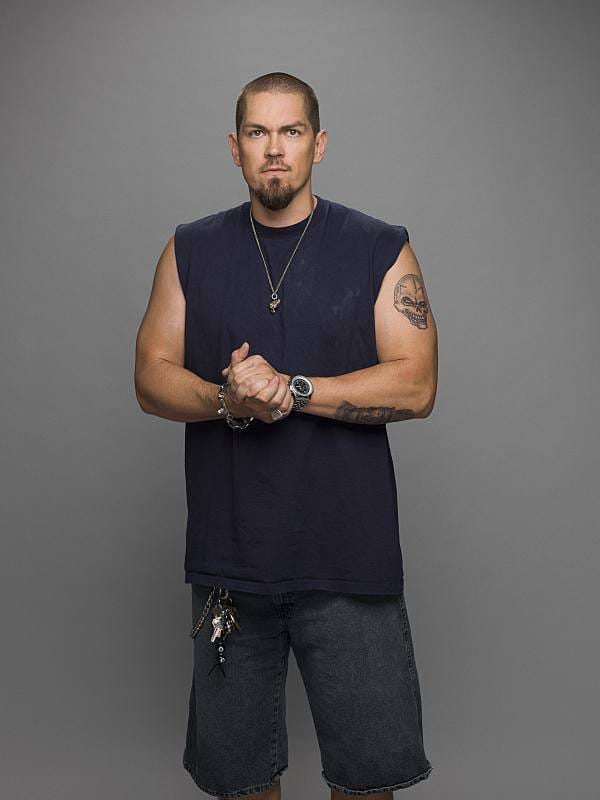 Next photo of Steve Howey