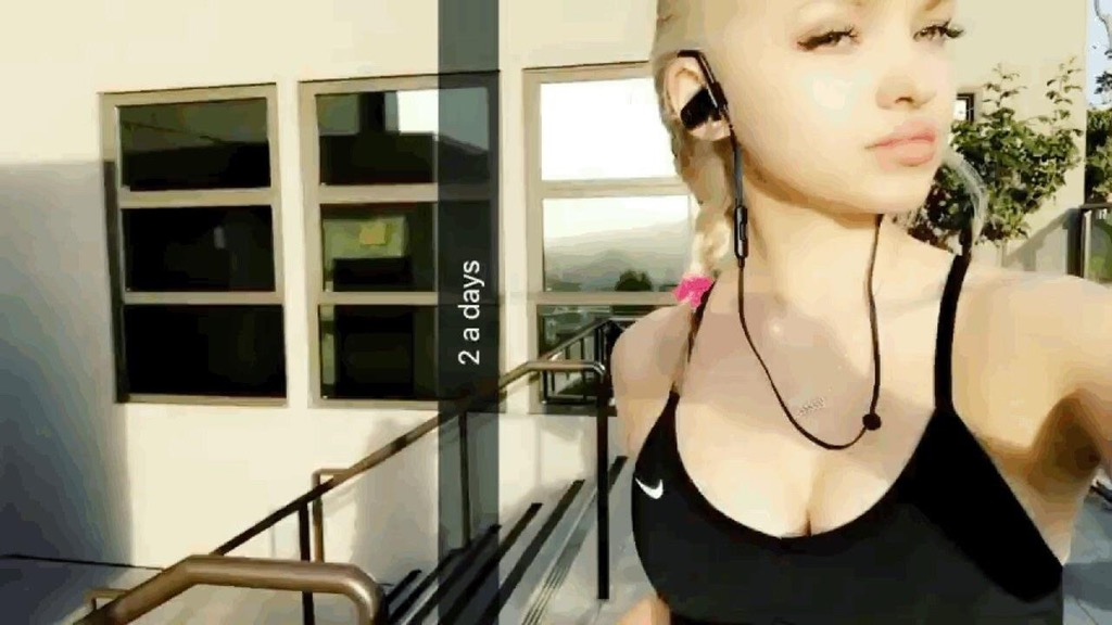 Dove Cameron