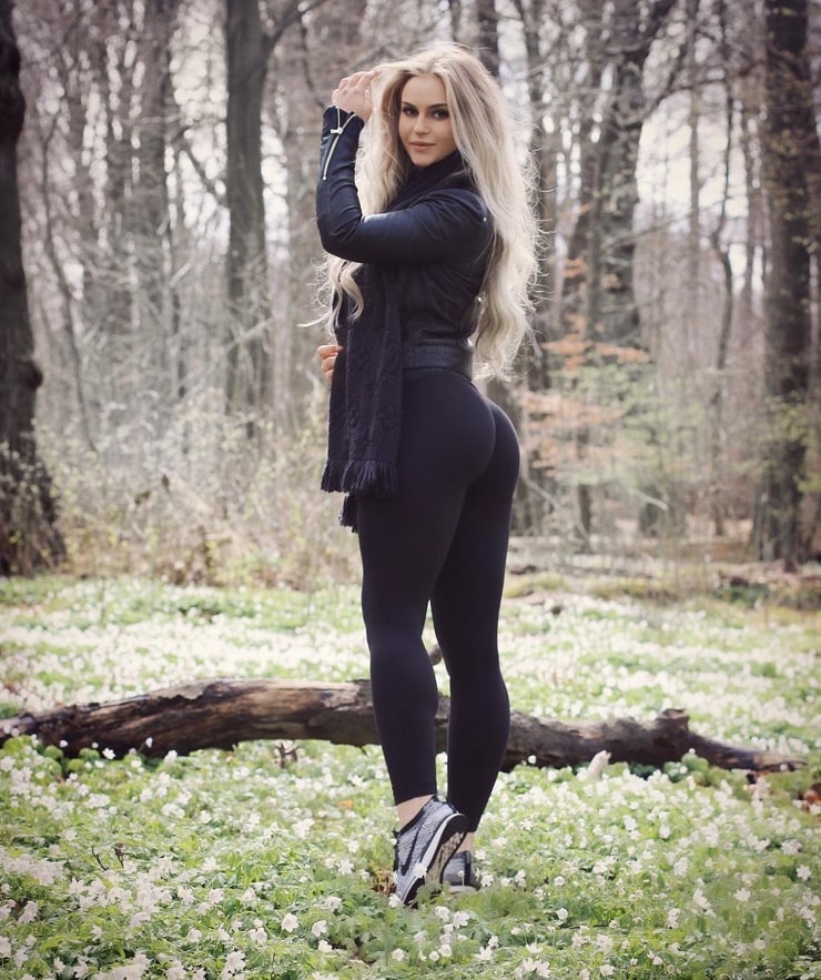 Anna Nyström ~ Instagram